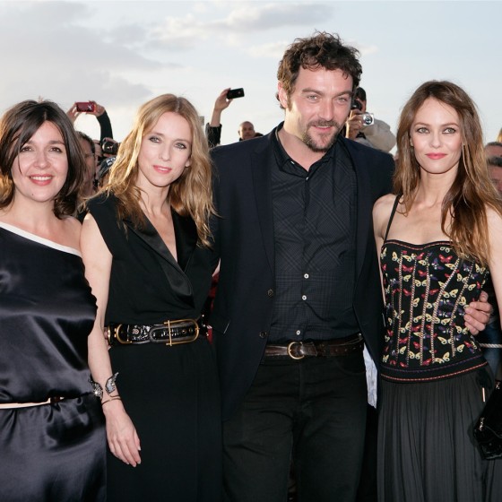 L'équipe du film *Je me suis fait tout petit* : Cécilia Rouaud, Léa Drucker, Denis Menochet et Vanessa Paradis