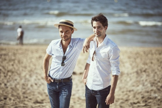 **François Nambot et Geoffrey Couët**, Premiers Rendez-Vous masculin dans *Théo et Hugo dans le même bateau* d’**Olivier Ducastel et Jacques Martineau**