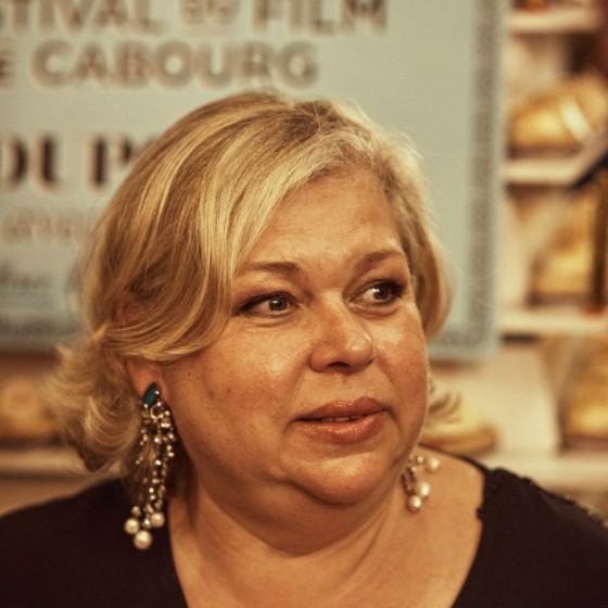 **Suzel Pietri,** Déléguée Générale du Festival du Film de Cabourg 
*(coiffure : Franck Provost, maquillage : Dr Hauschka)*