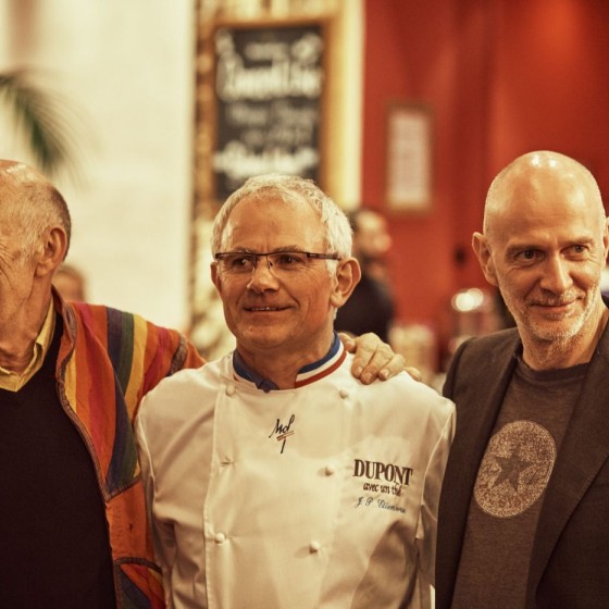 **Rufus**, venu célébrer les 15 ans du *Fabuleux Destin d'Amélie Poulain* de Jean-Pierre Jeunet, accompagné de **Jean-Pierre Etienvre **Meilleur Ouvrier de France et dirigeant de la Maison *Dupont avec un Thé*,  en compagnie de **Guillaume Laurant** scénariste du *Fabuleux  Destin d'Amélie Poulain et président de l'association du Festival du Film de Cabourg *