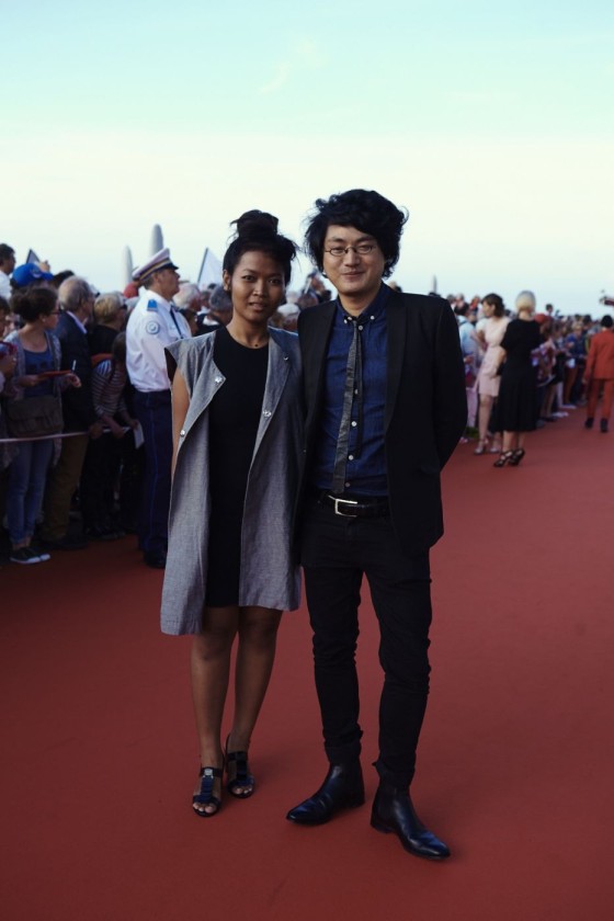 **Davy Chou**, réalisateur de *Diamond Island*, Grand Prix de cette 30ème édition et **Kanitha Tith** directrice artistique de *Diamond Island*
*(coiffure : Franck Provost, maquillage : Dr Hauschka)*
