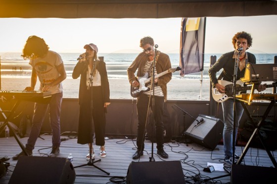 Musique live du groupe Alice et moi à l'Entracte Gourmand sur la plage