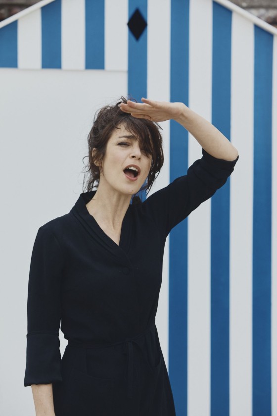Adrienne Pauly 
*Maquillage Dr Hauschka Coiffure Franck Provost*
*Roger Vivier*