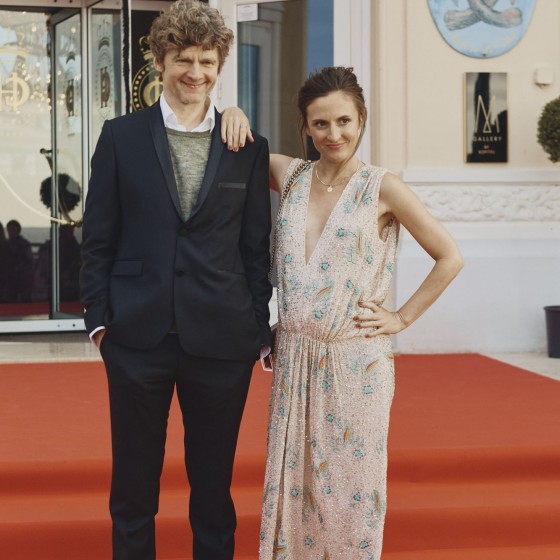 Nicolas Vaude et Camille Chamoux *Antik Batik  
Le Grand Hotel Cabourg - MGallery by Sofitel*
*Maquillage Dr Hauschka Coiffure Franck Provost*