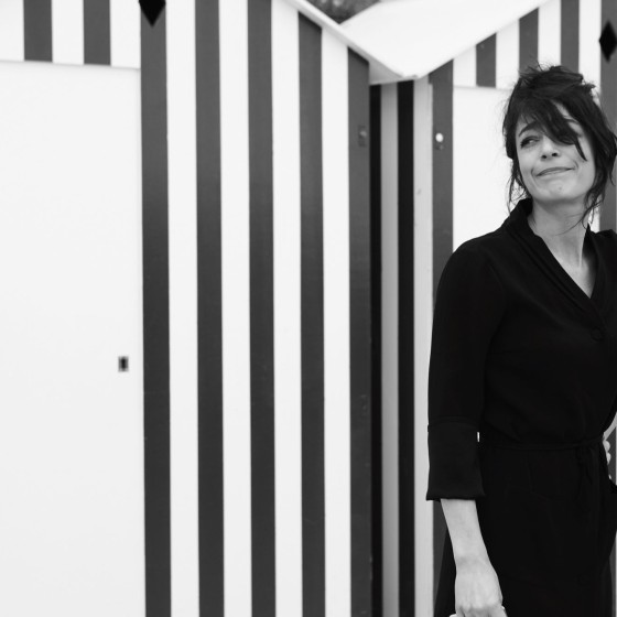 Adrienne Pauly 
*Maquillage Dr Hauschka Coiffure Franck Provost*
*Roger Vivier*