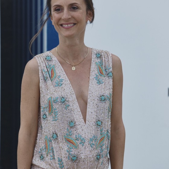 Camille Chamoux *Antik Batik*
*Maquillage Dr Hauschka Coiffure Franck Provost*
