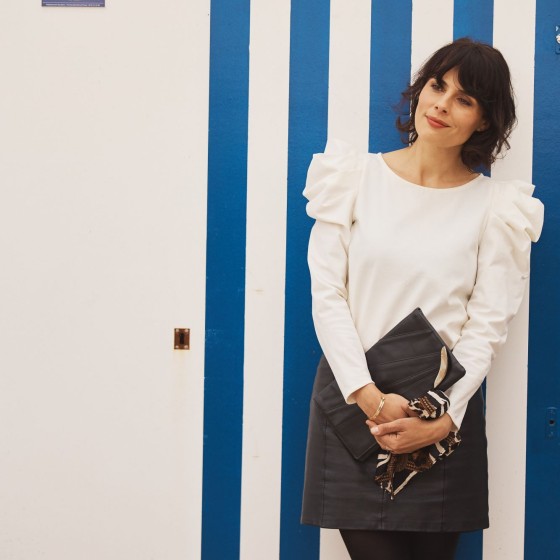 Loane, du groupe Gemme
Maquillage : Dr. Hauschka
Coiffure : Franck Provost