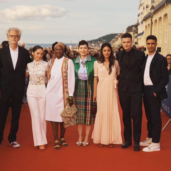 Le Jury Courts Métrages : Rebecca Zlotowski, Noée Abita, Santiago Amigorena, Jules Benchetrit, Shaïn Boumedine, Rahmatou Keïta, Lola Le Lann

Maquillage : Dr. Hauschka
Coiffure : Franck Provost
Chemise : Bourrienne Paris X