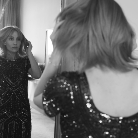 Lolita Chammah
Maquillage : Dr. Hauschka
Coiffure : Franck Provost