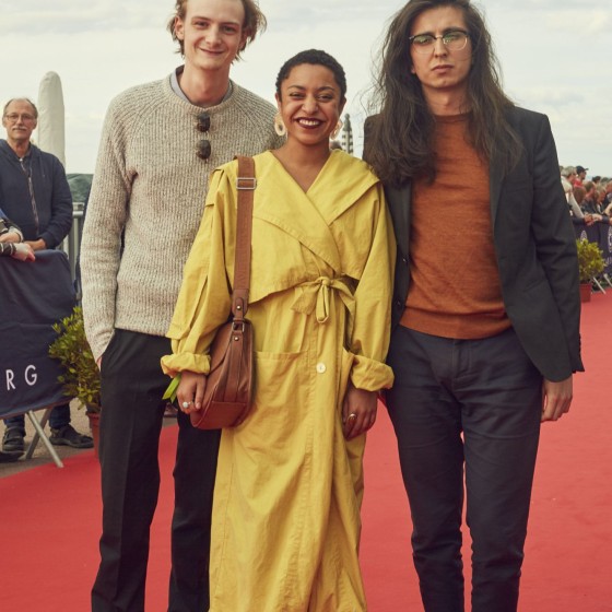 Félix Vannorenberghe (acteur), Mélissa Diarra (actrice) et Sergio Guataquira Sarmiento (réalisateur)

Maquillage : Dr. Hauschka
Coiffure : Franck Provost