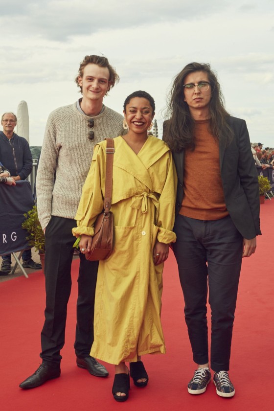 Félix Vannorenberghe (acteur), Mélissa Diarra (actrice) et Sergio Guataquira Sarmiento (réalisateur)

Maquillage : Dr. Hauschka
Coiffure : Franck Provost