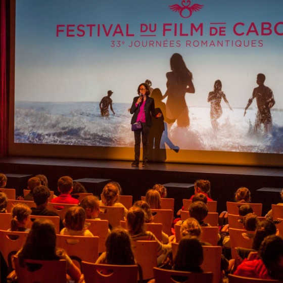 Projection d'Amir et Mina : Les aventures du Tapis Volant de Karsten Kiilerich pour les maternelles et les primaires.