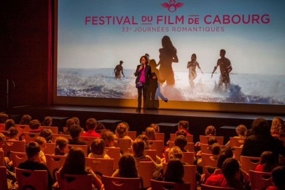 Projection d'Amir et Mina : Les aventures du Tapis Volant de Karsten Kiilerich pour les maternelles et les primaires.