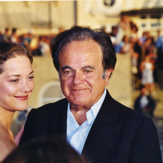2000 – Guy Béart et Marion Cotillard pour une balade improvisée.